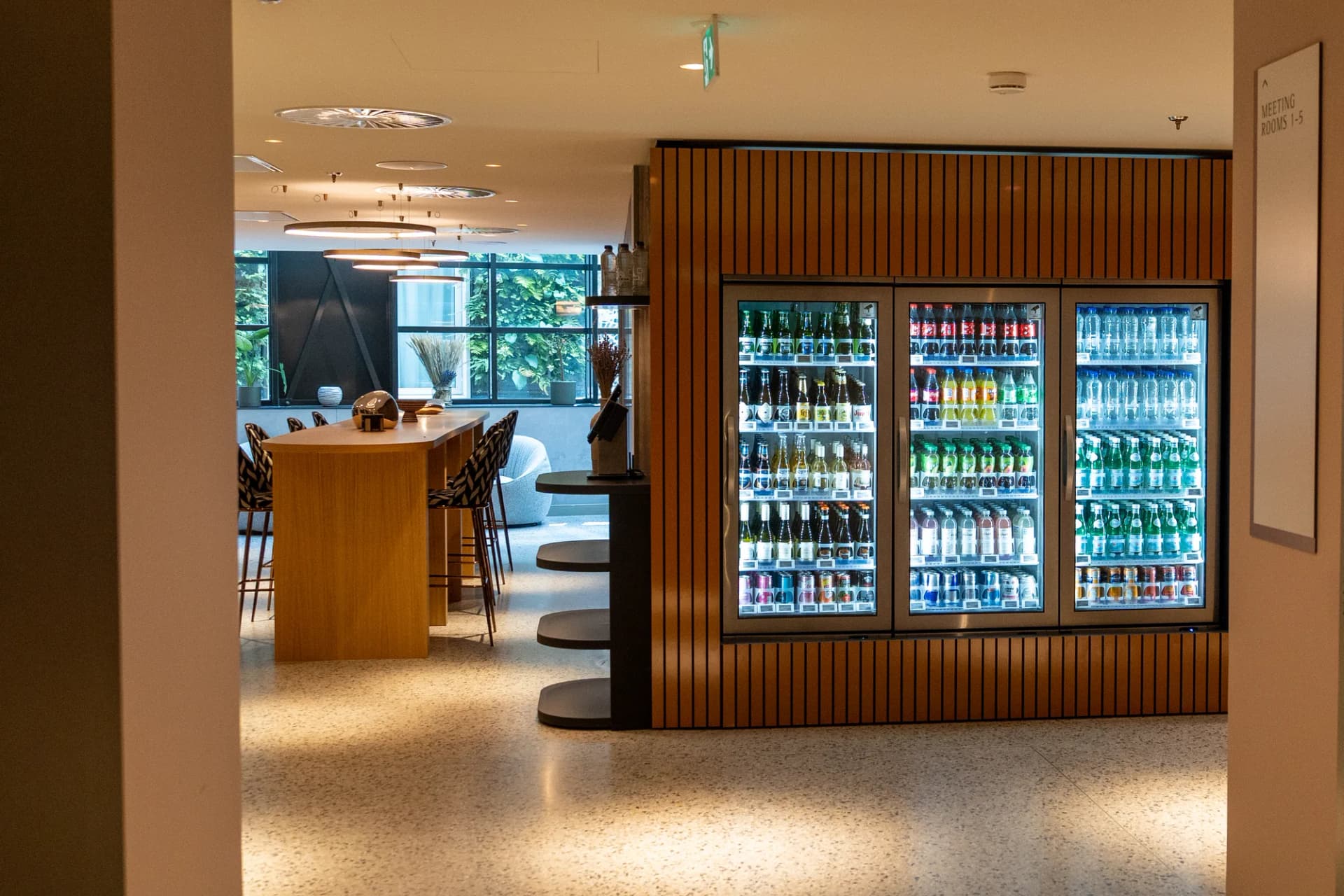 Renaissance — Amsterdam, hotel micro market